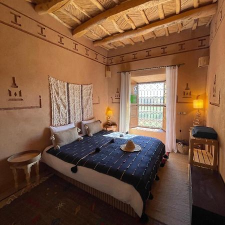 Maison D'Hotes Izza Kelaat-M'Gouna Exterior photo