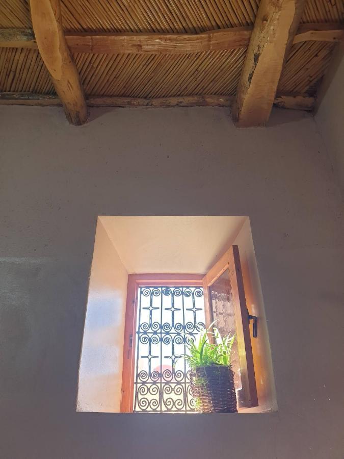 Maison D'Hotes Izza Kelaat-M'Gouna Exterior photo